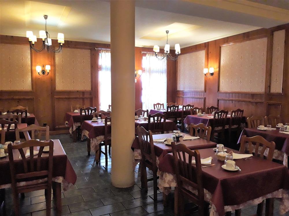 Eth Pomer Viella Extérieur photo